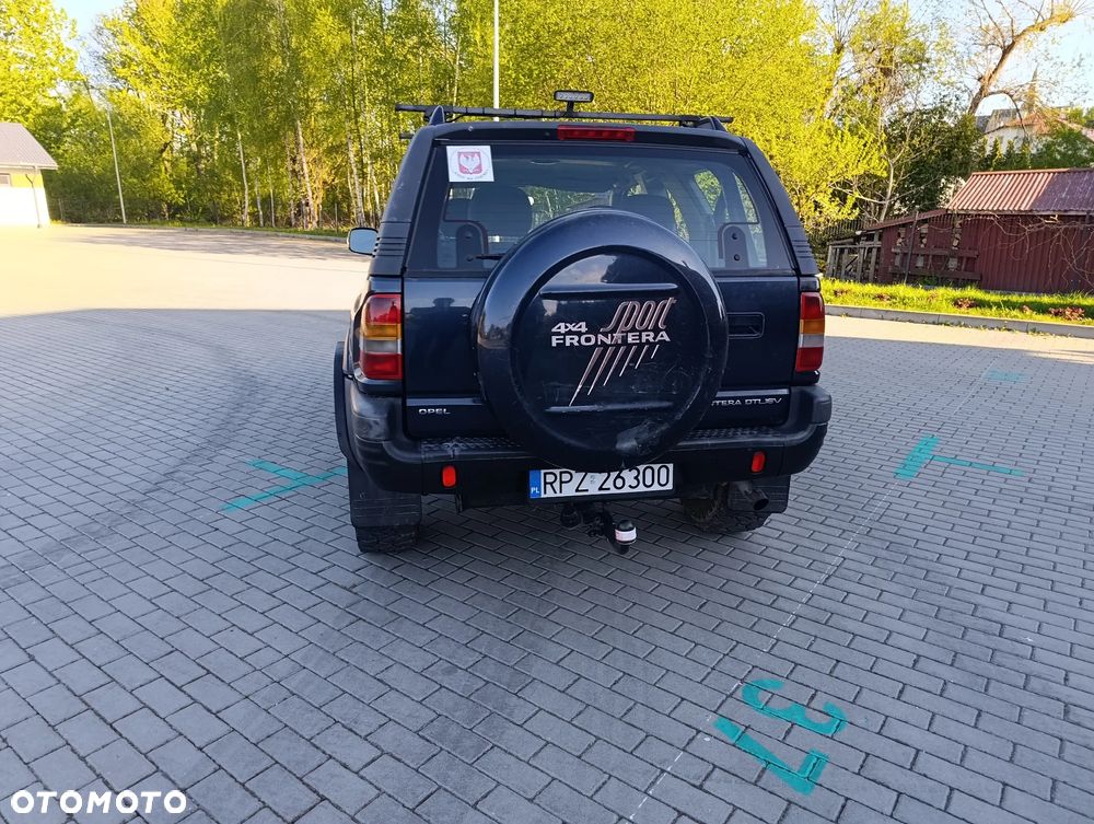Opel Frontera - 9