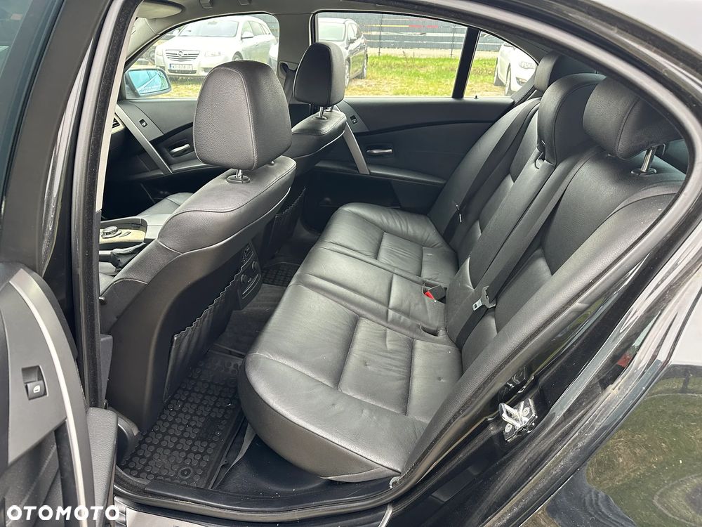 BMW Seria 5 525i - 21