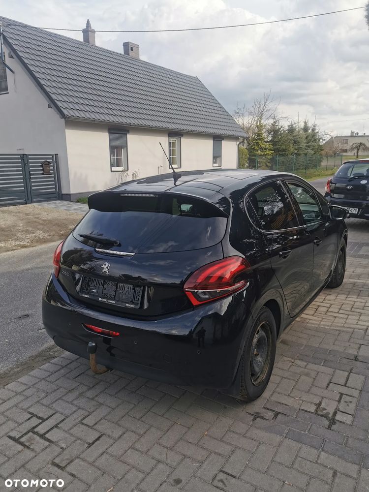 Peugeot 208 BlueHDi 100 Active Pack - 4