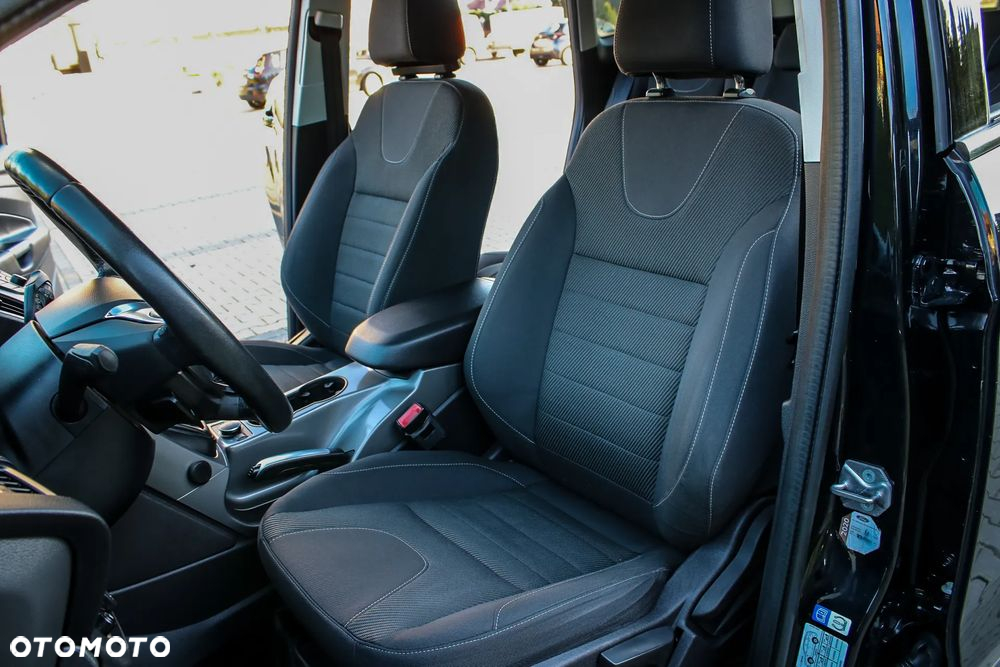 Ford Kuga 1.5 EcoBoost 2x4 Individual - 34