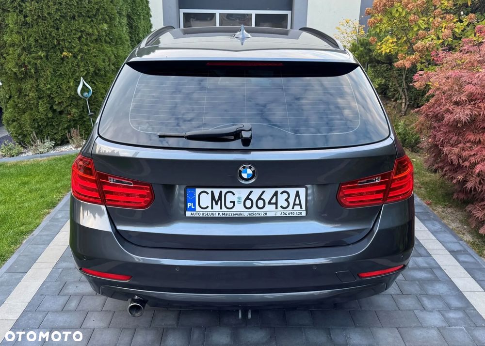 BMW Seria 3 318d - 5
