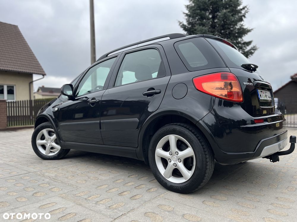 Suzuki SX4 Classic 1.6 VVT 4x4 Comfort - 34
