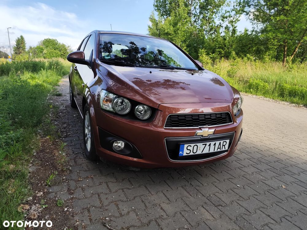 Chevrolet Aveo 1.6 LTZ - 10