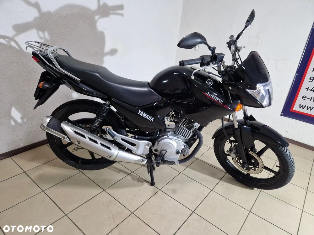 Yamaha YBR - 8