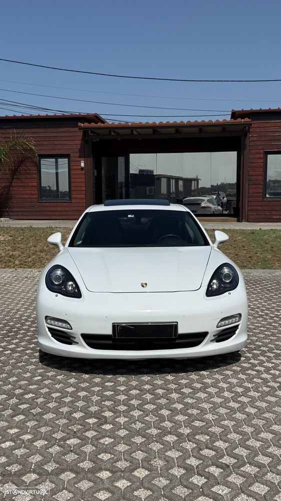 Porsche Panamera 3.0 V6 - 3