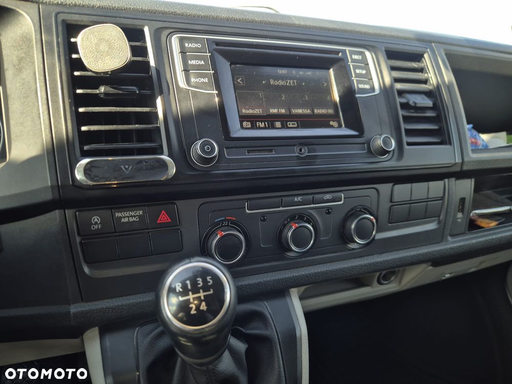 Volkswagen Transporter - 8