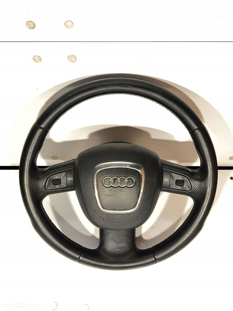 Kierownica Audi A4 S4 B7 8E 8H 2007 - 1