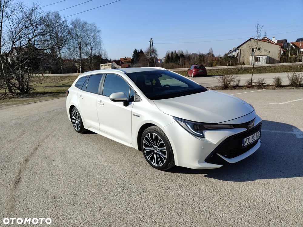 Toyota Corolla 2.0 Hybrid Executive - 9