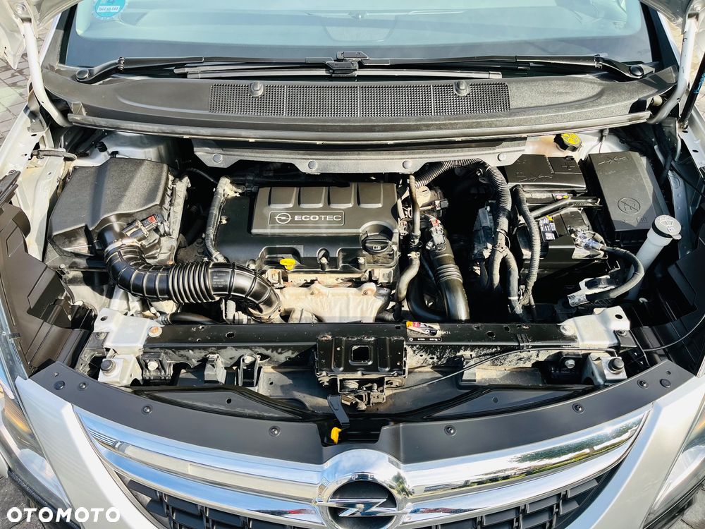 Opel Zafira 1.4 T Cosmo - 29