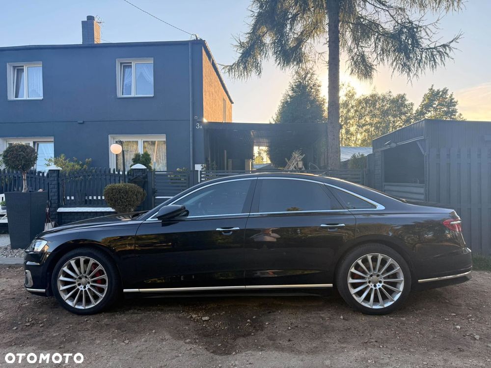 Audi A8 - 12
