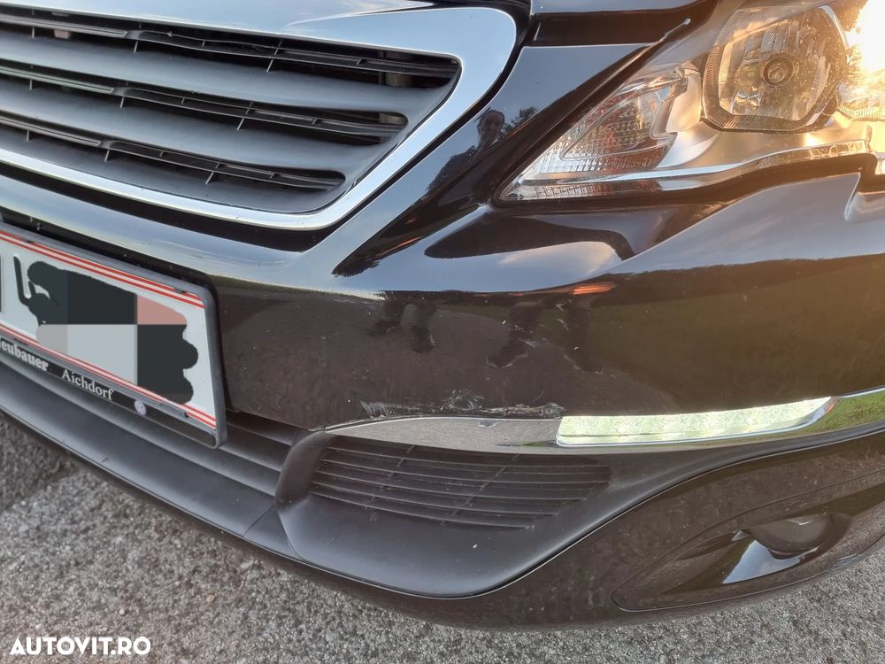 Peugeot 308 1.2 L PureTech Turbo Access - 6