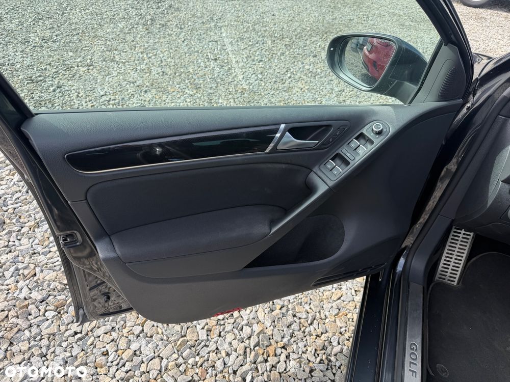 Volkswagen Golf 2.0 GTI DSG - 17