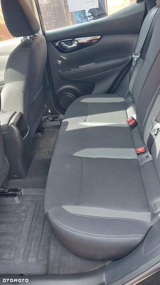 Nissan Qashqai 1.2 DIG-T Acenta EU6 - 8
