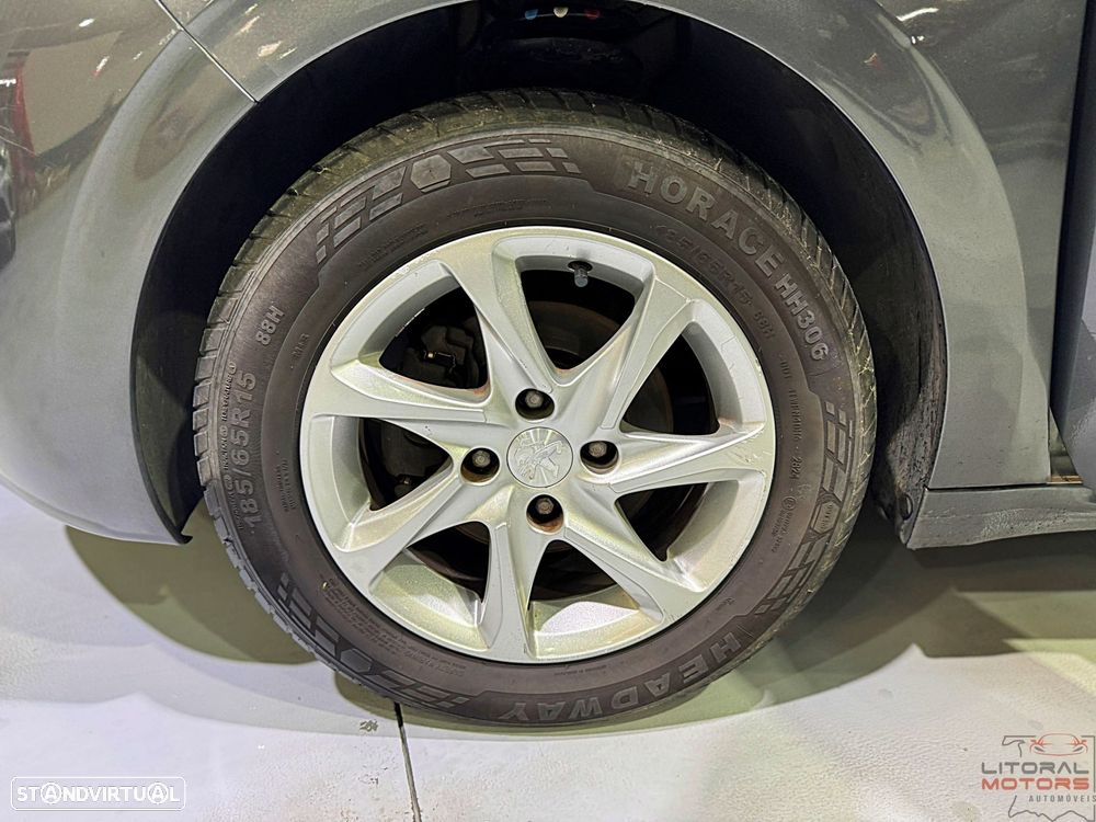 Peugeot 208 1.2 PureTech Style - 13
