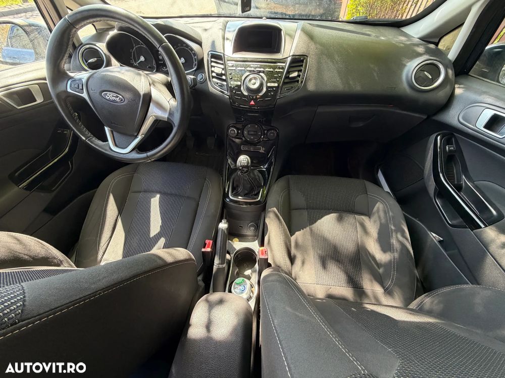 Ford Fiesta 1.0 EcoBoost Titanium - 6