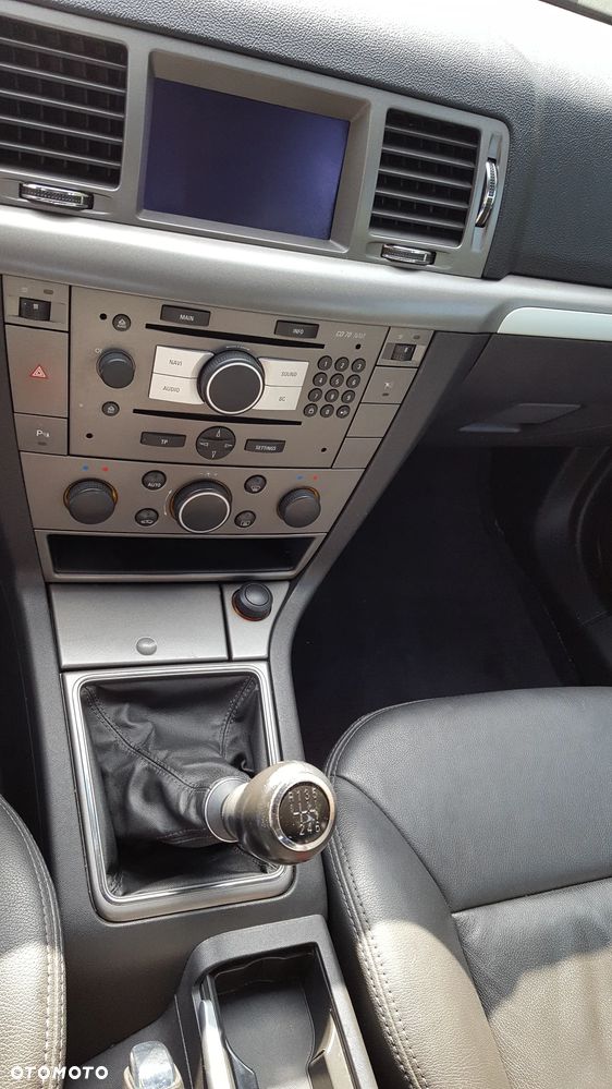 Opel Vectra - 8