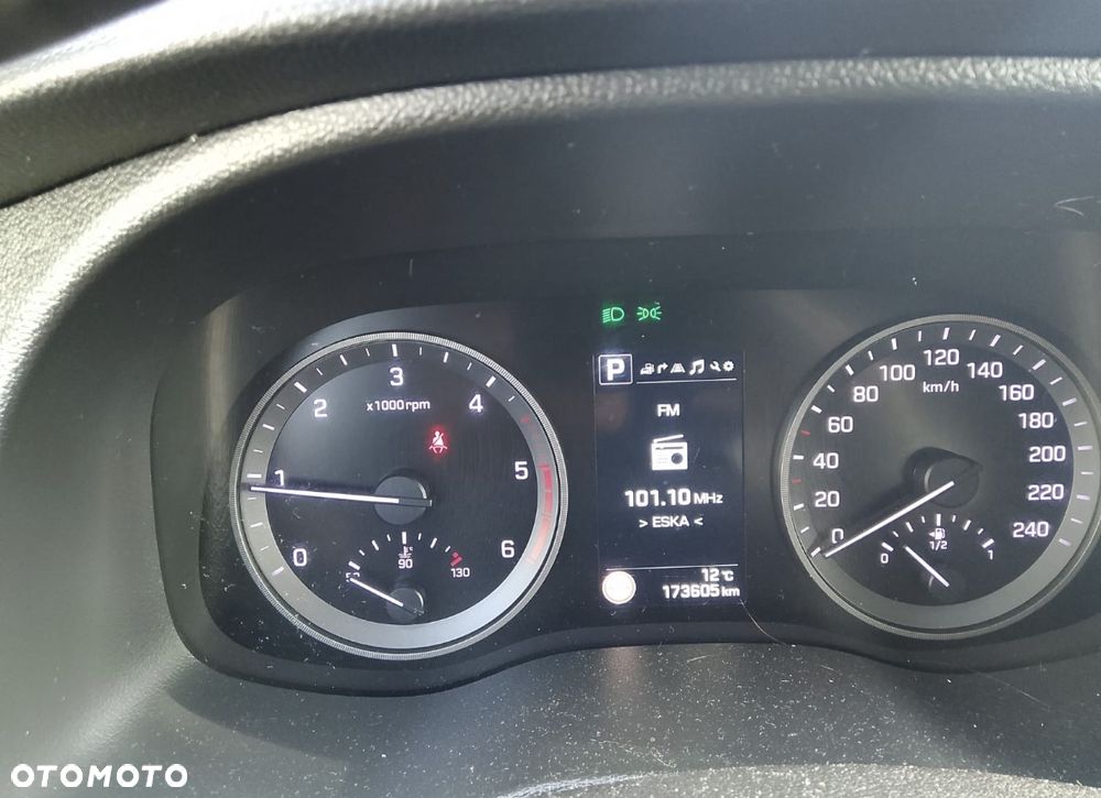 Hyundai Tucson 1.7 CRDI BlueDrive Premium 2WD DCT - 2