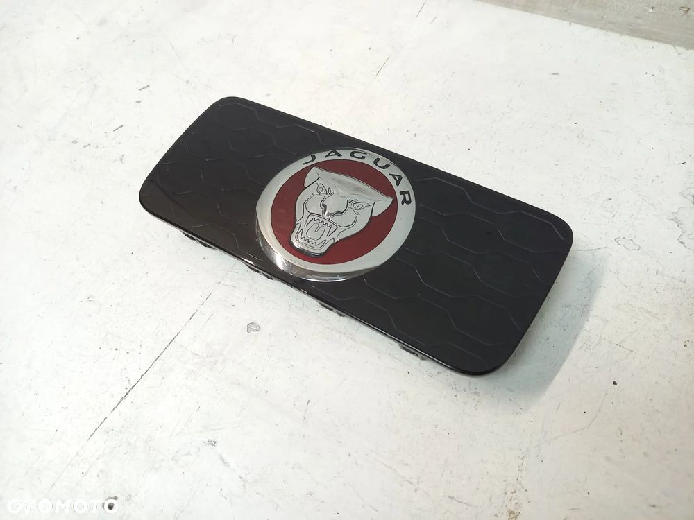 Jaguar XE XF F-Pace XJ znaczek emblemat logo w atrape grill pod radar - 2