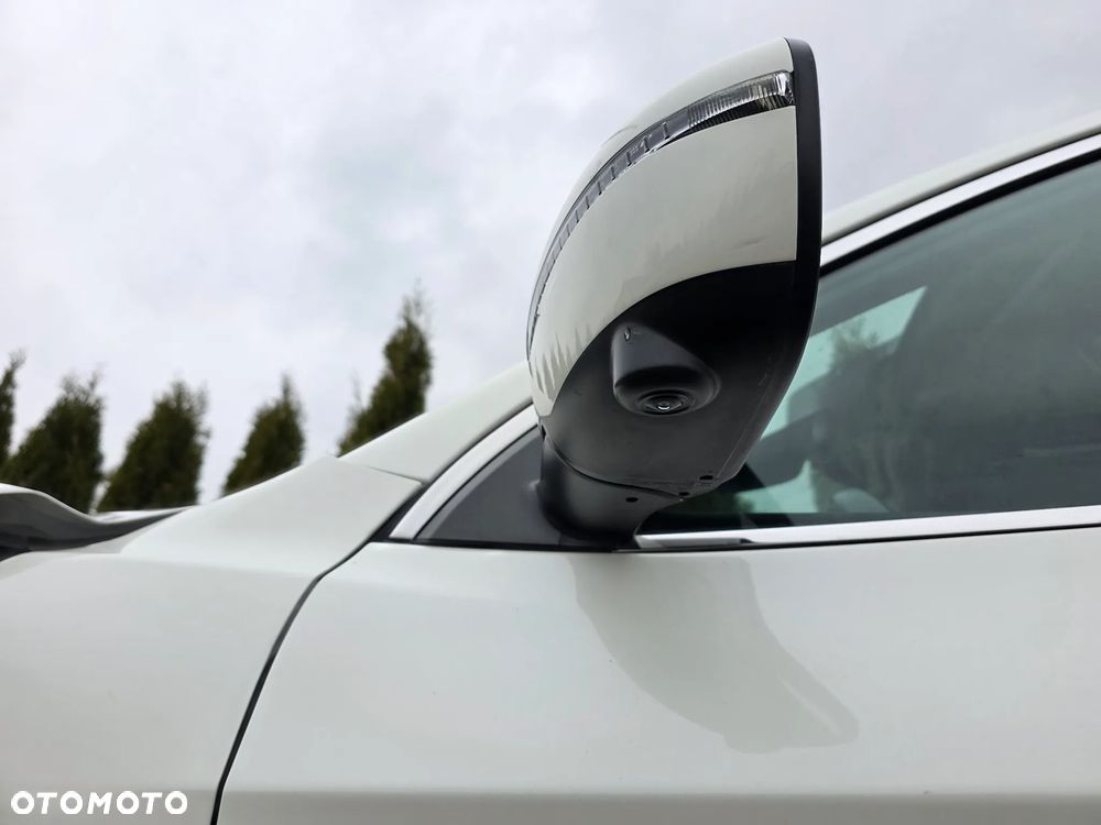 Nissan Qashqai 1.6 DCi Xtronic TEKNA - 13