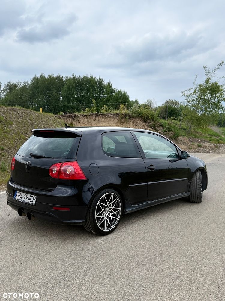 Volkswagen Golf - 3