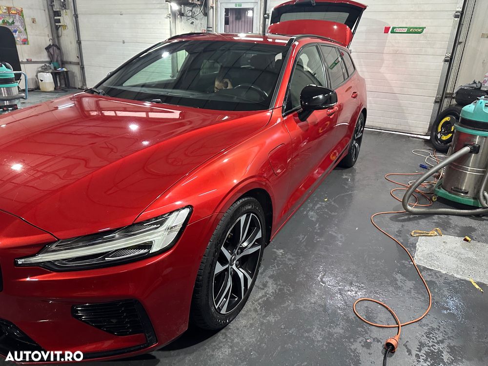 Volvo V60 T6 AWD Geartronic R-Design - 9