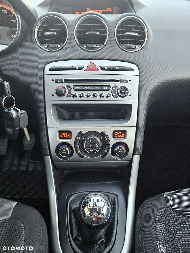 Peugeot 308 - 30