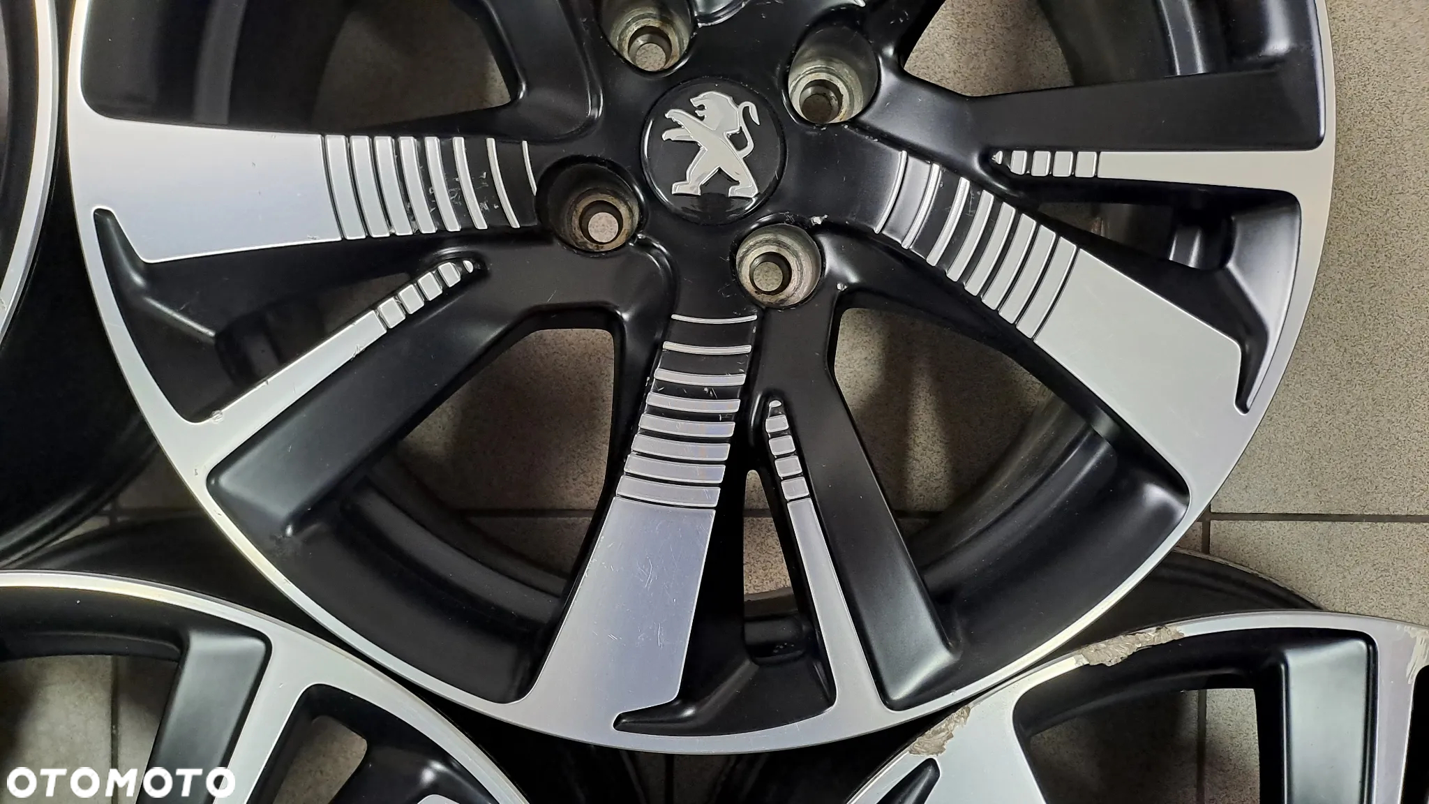 Felgi Aluminiowe 17 Peugeot 2008 I 4x108 ET 20 Pyxis - 9