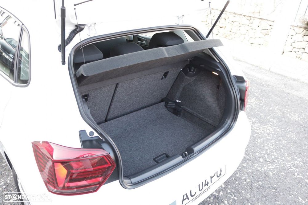 VW Polo 1.6 TDI Confortline - 13