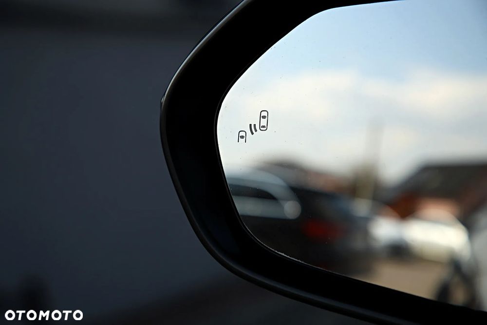 Toyota Corolla 2.0 Hybrid Executive - 15