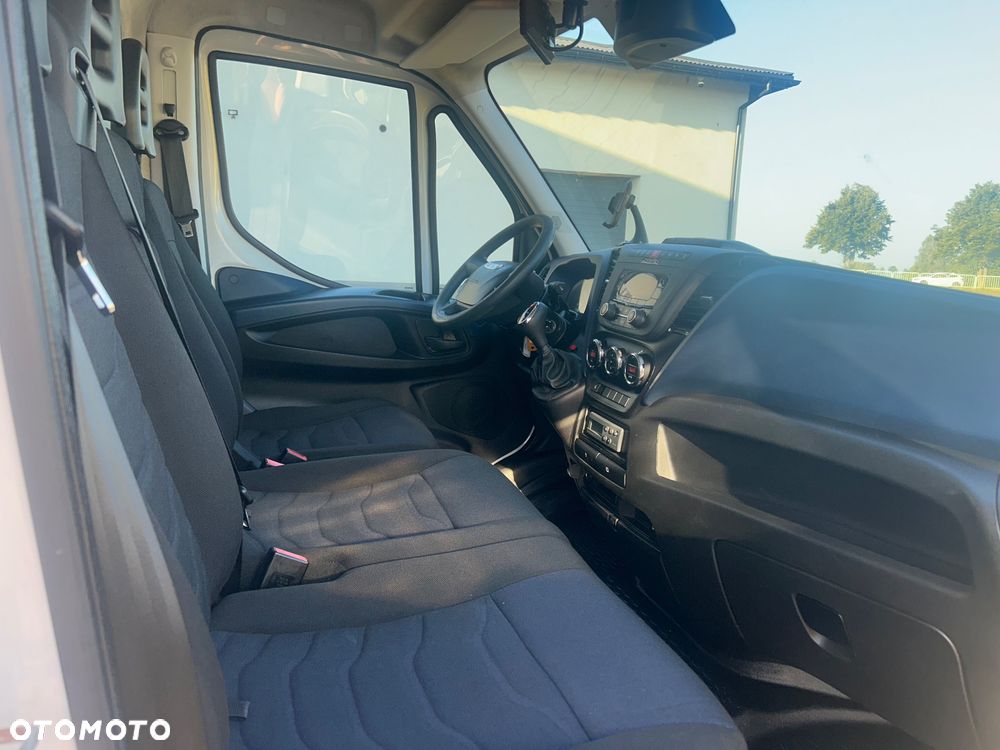 Iveco Daily - 12