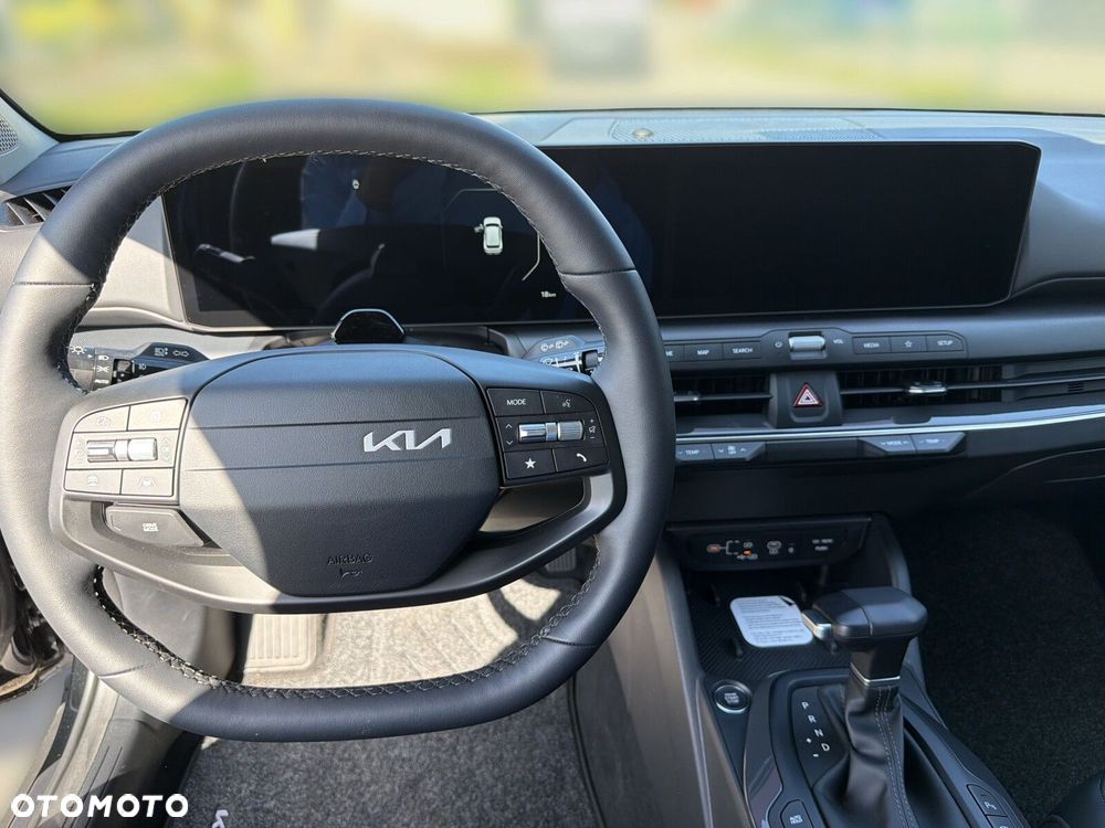 Kia K4 - 14