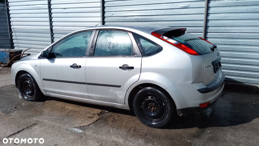 Tylko Części Ford Focus mk2 1.6 16v HWDA 100KM 74kW hb 5d 04r–07r lakier O3 03 - 3