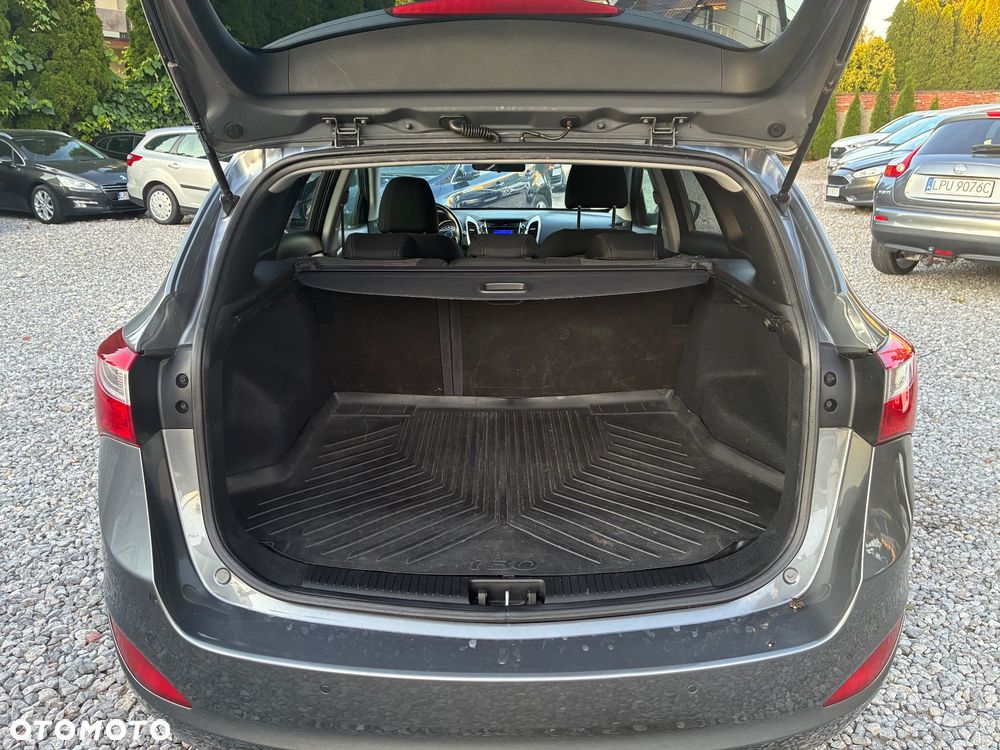 Hyundai i30 1.6 Style - 11