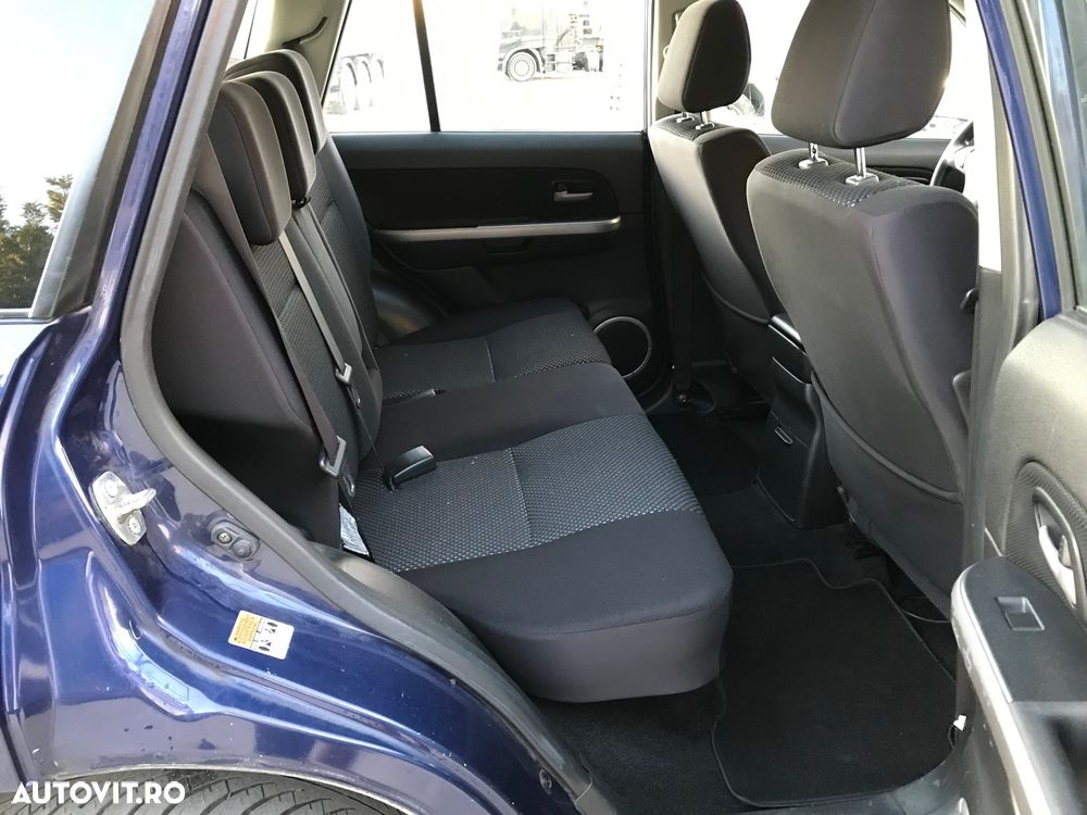 Suzuki Grand Vitara - 17