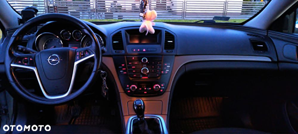 Opel Insignia - 8