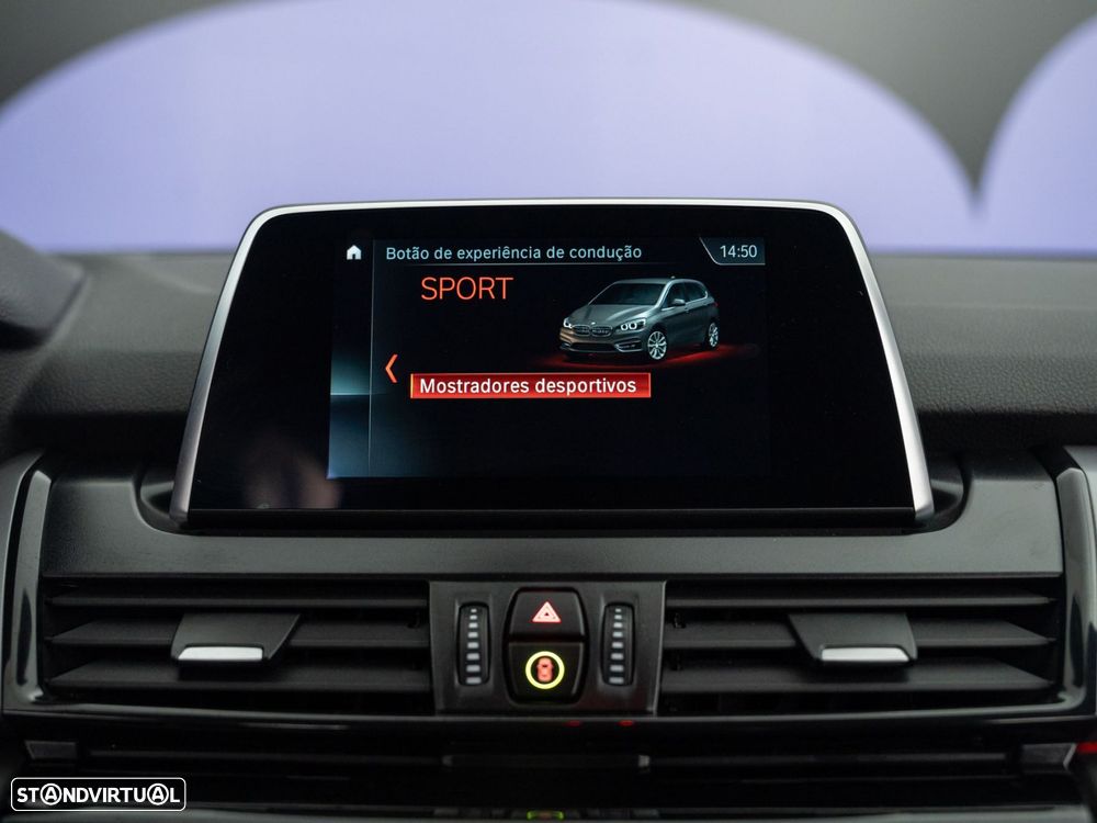 BMW 225xe Active Tourer Advantage - 36