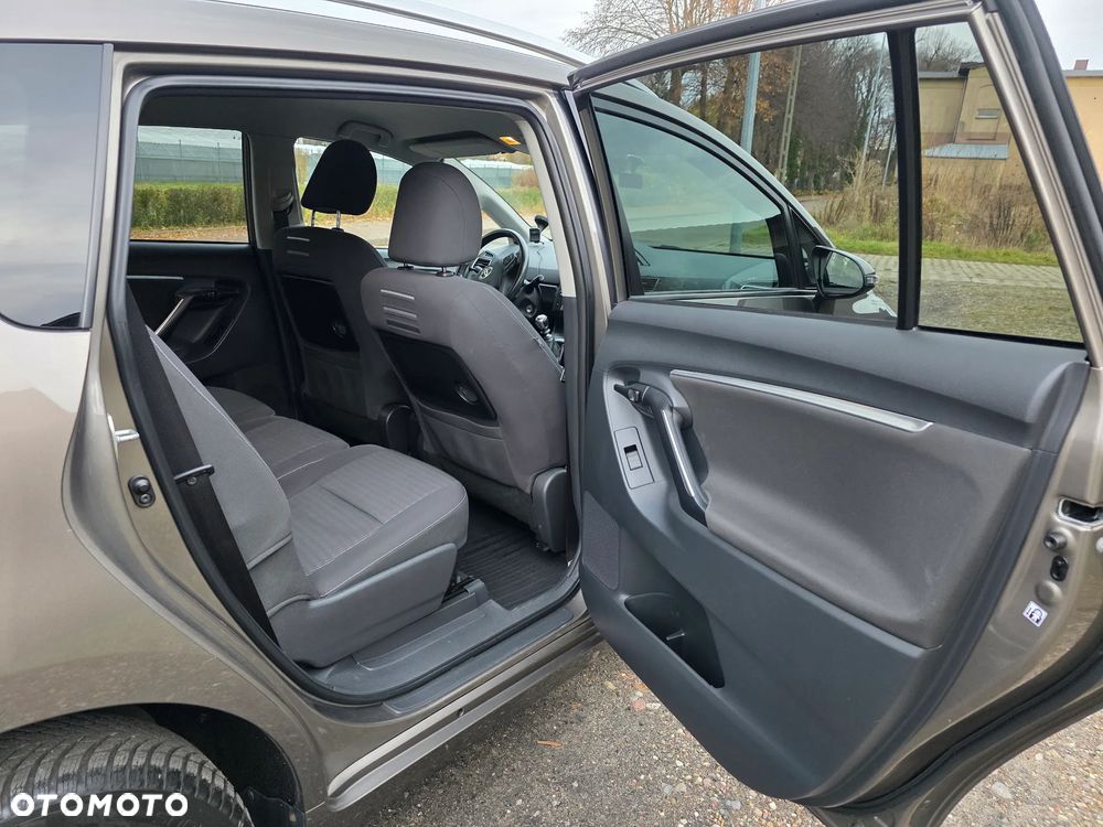 Toyota Verso 1.8 Premium - 19