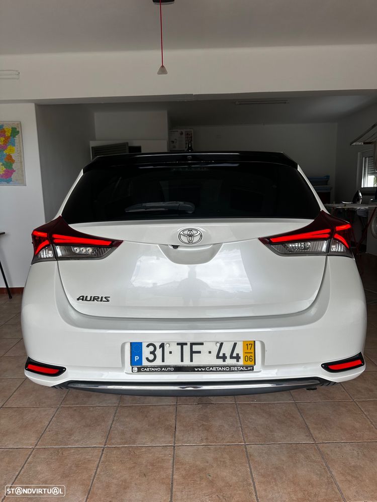 Toyota Auris 1.4 D-4D Comfort+Pack Techno - 36