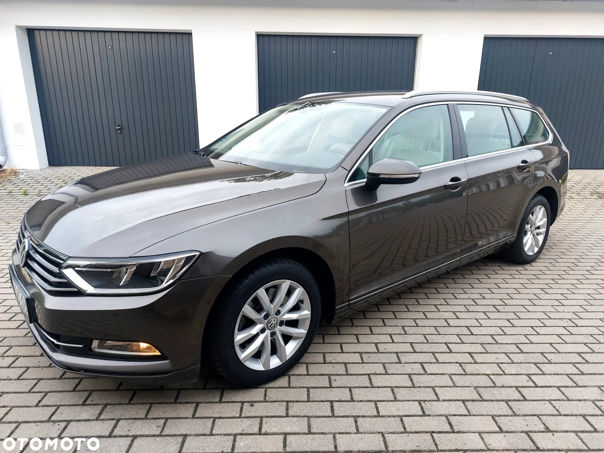 Volkswagen Passat 1.6 TDI BMT Comfortline - 6