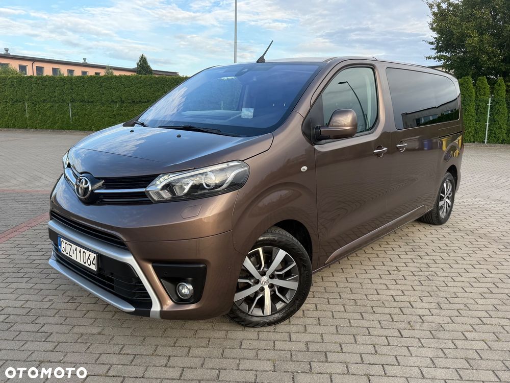 Toyota Proace Verso 2,0-l-D-4D L1 (7-Si.) Autm Executive - 17