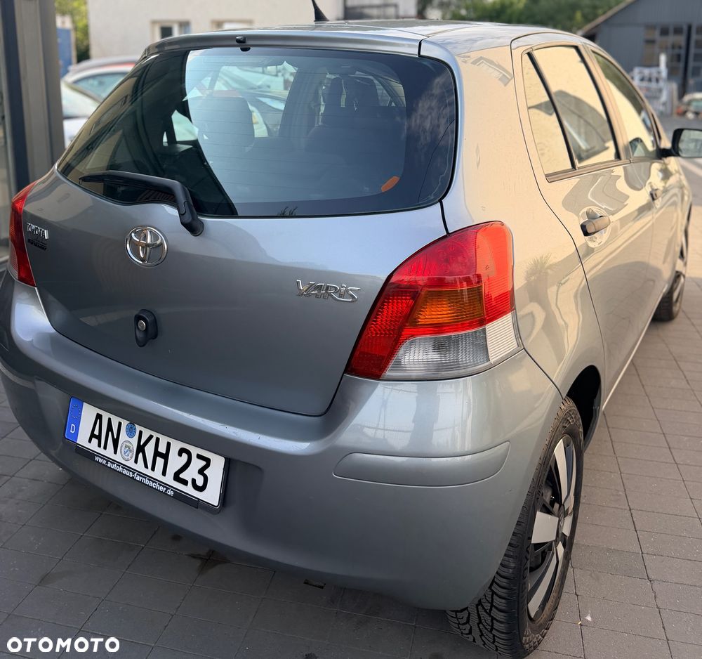 Toyota Yaris 1.0 VVT-i Cool Edition - 39