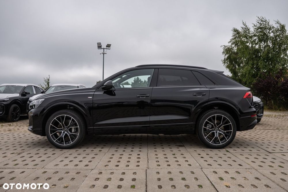 Audi Q8 - 6