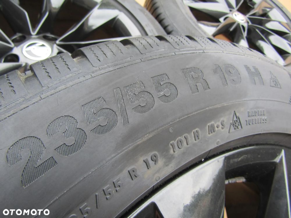 4 x Felgi Aluminiowe Koła 19 Skoda Enyaq Kodiaq VW Tiguan 8 j 5x112 ET 45 piasta 57,1 mm 5LA601025AP + Opony 235/55 19 Zimowe Continental - 14