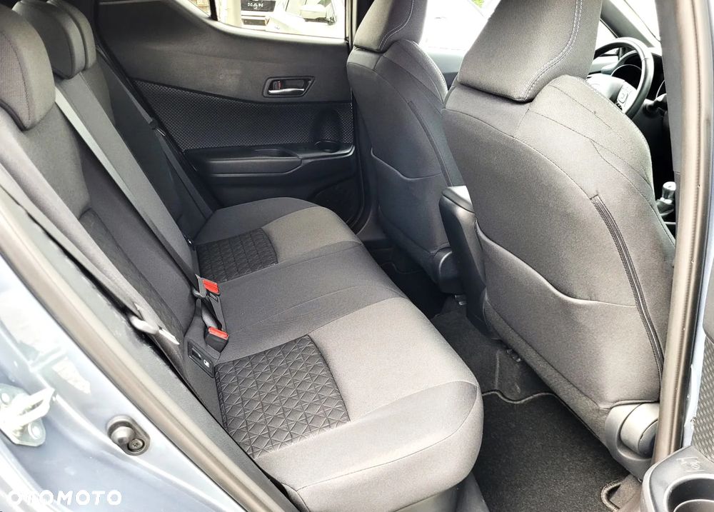 Toyota C-HR - 37
