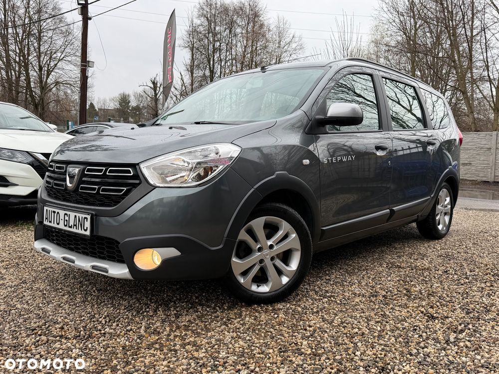 Dacia Lodgy TCe 115 Stepway - 35