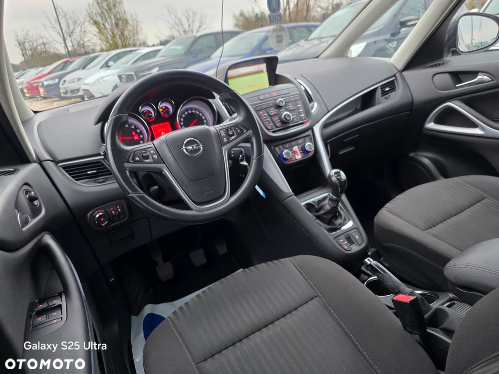 Opel Zafira 1.4 T Cosmo - 34