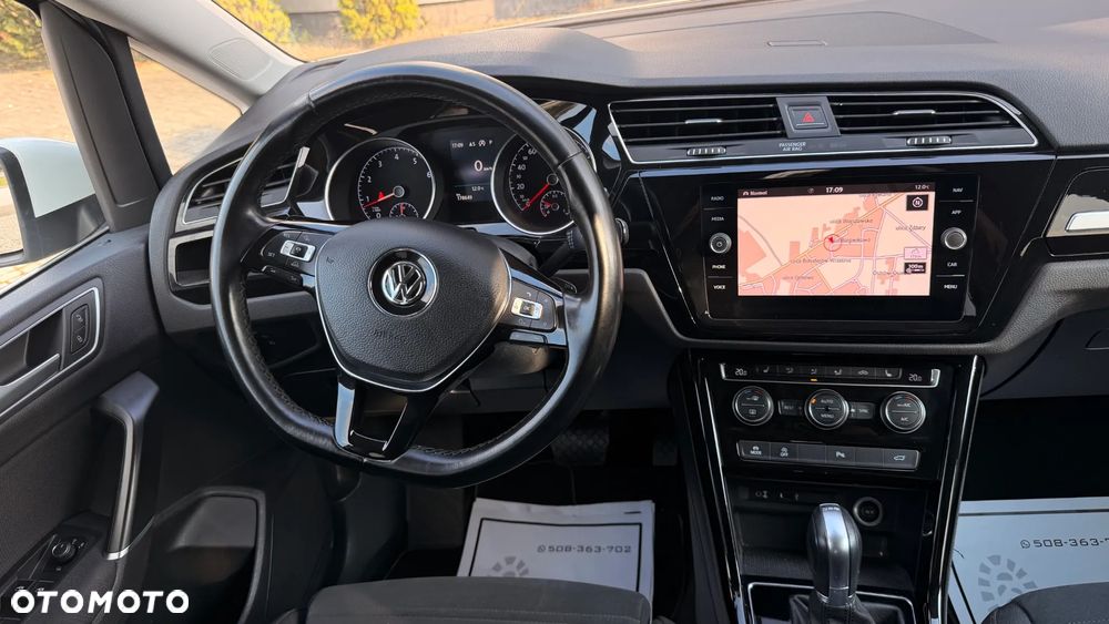 Volkswagen Touran 1.4 TSI BMT Highline DSG - 17