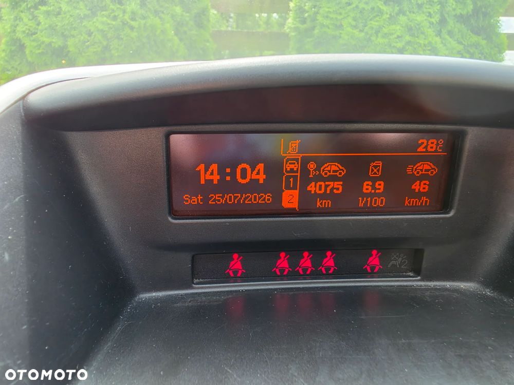 Peugeot 207 95 VTi Tendance - 10