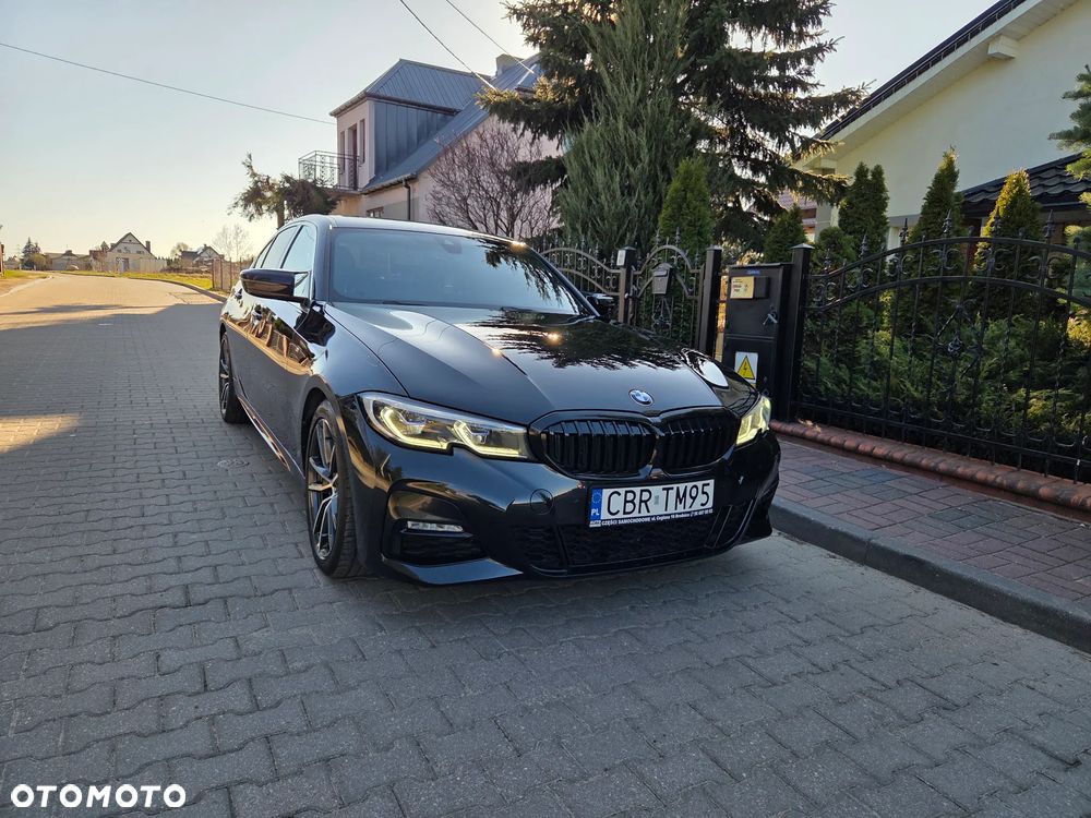BMW Seria 3 320d M Sport - 28
