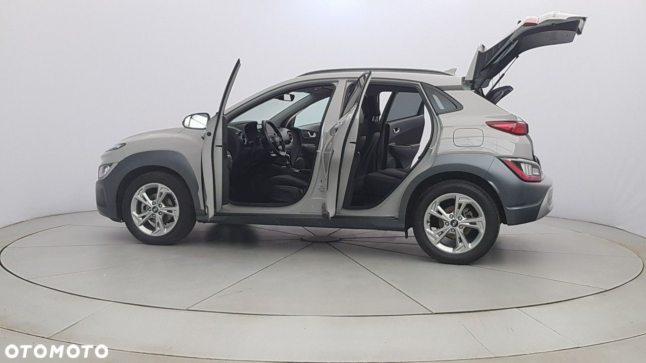 Hyundai Kona - 11